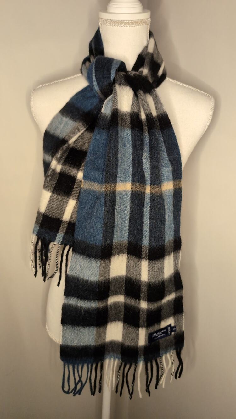 Ballantrae Edinburgh Lambswool Plaid Fringe Scarf